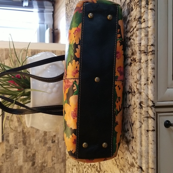 Patricia Nash Summer Evening Bloom Leather Tasseled Bag💐 - Picture 6 of 12